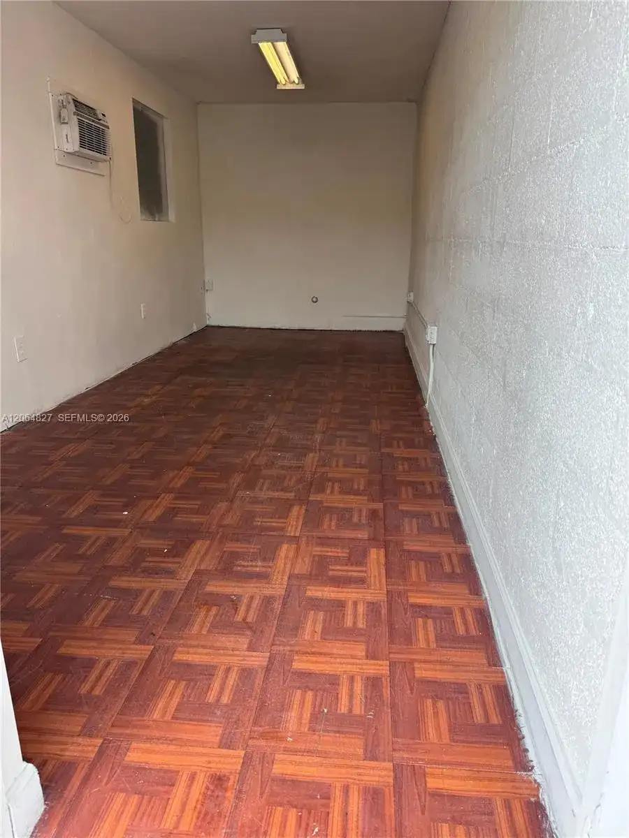 7786 NW 64th St, Miami FL 33166 photo 4