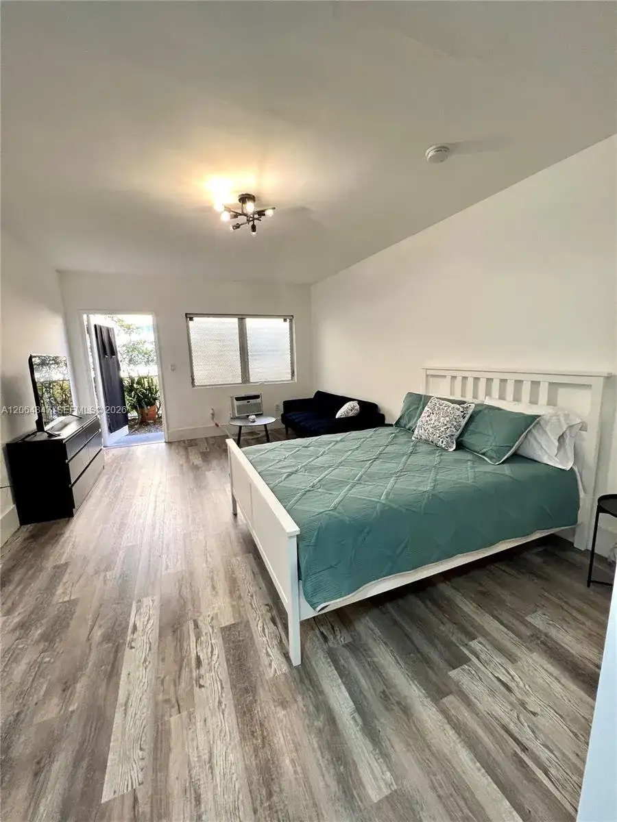 8132 Harding Ave # 3, Miami Beach FL 33141 photo 5