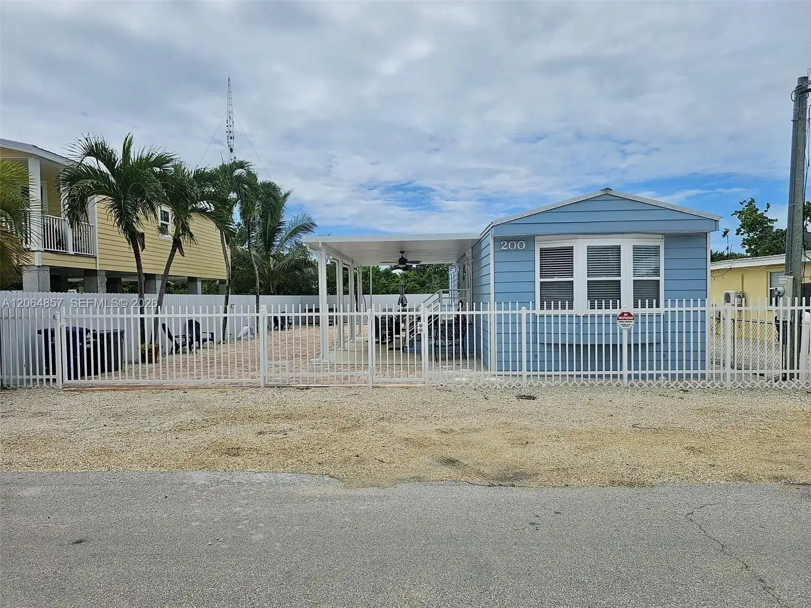 200 Buttonwood Ave, Key Largo FL 33037 photo 2