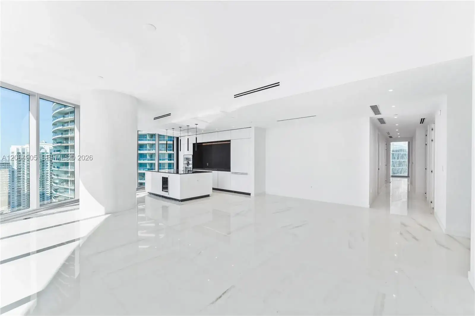 300 Biscayne Blvd Way # 3507, Miami FL 33131 photo 3