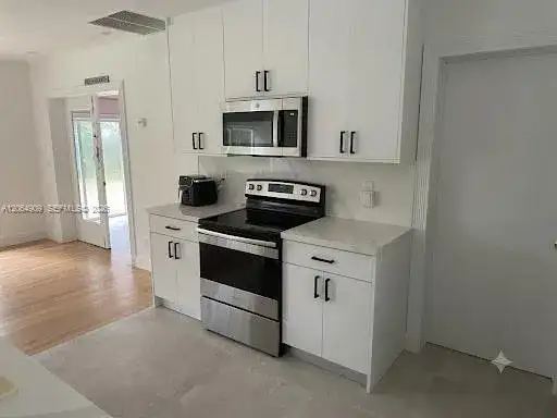 460 San Servando Ave, Coral Gables FL 33143 photo 5