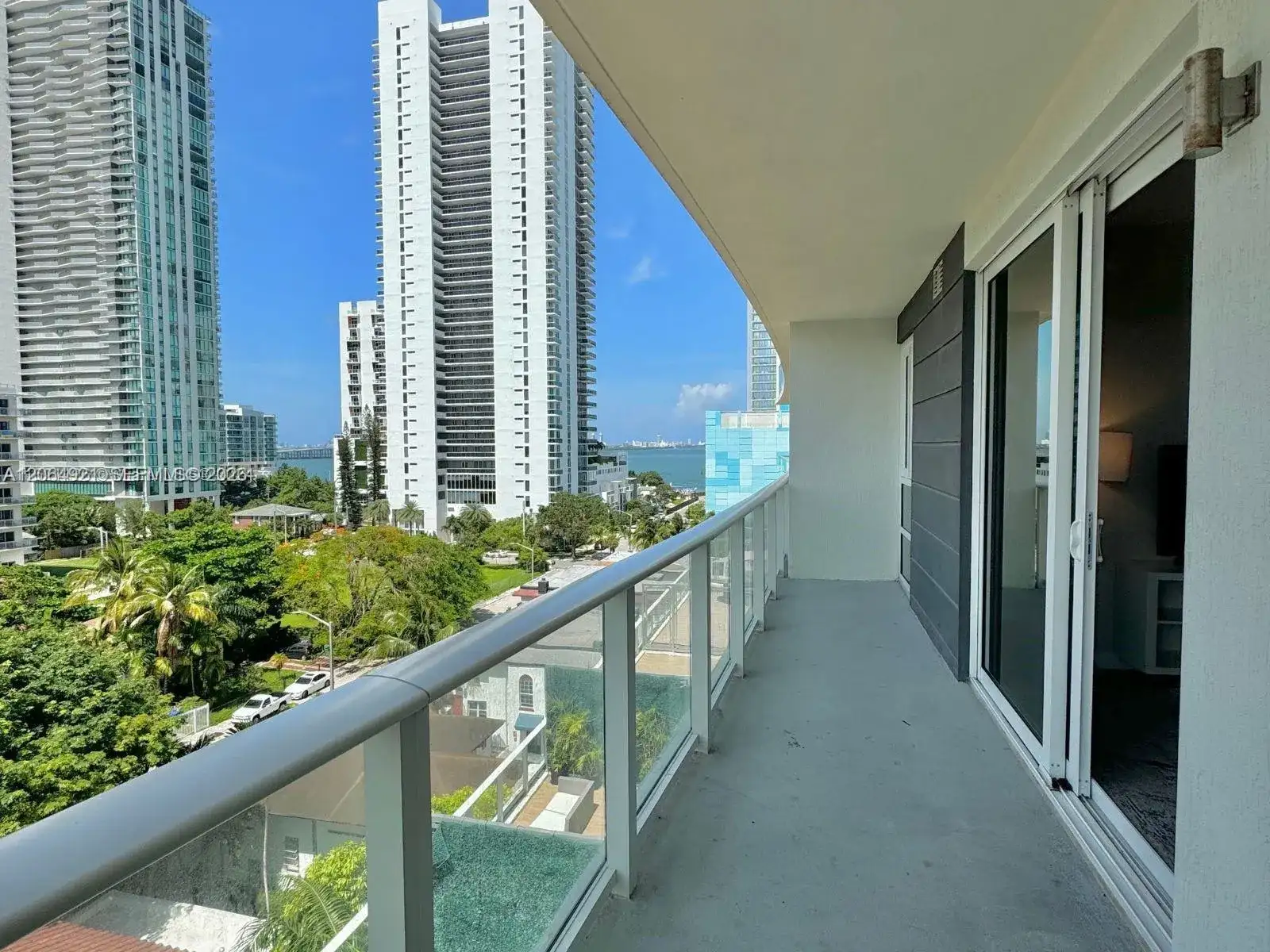 321 NE 26th # 703, Miami FL 33137 photo 2