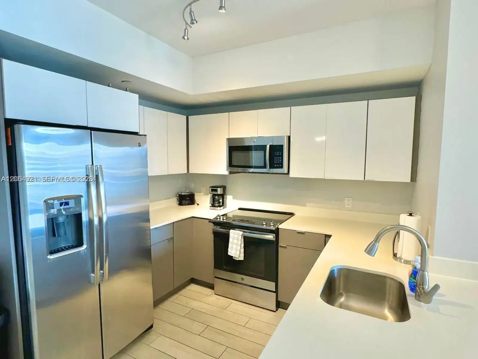 321 NE 26th # 703, Miami FL 33137 photo 5