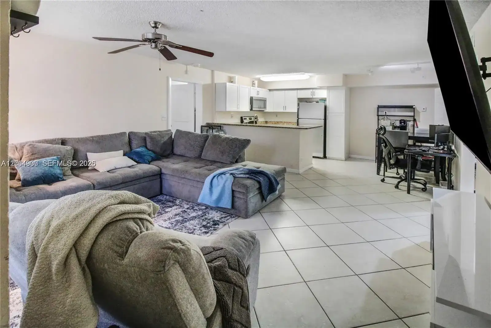 831 Lyons Rd # 23101, Coconut Creek FL 33063 photo 3