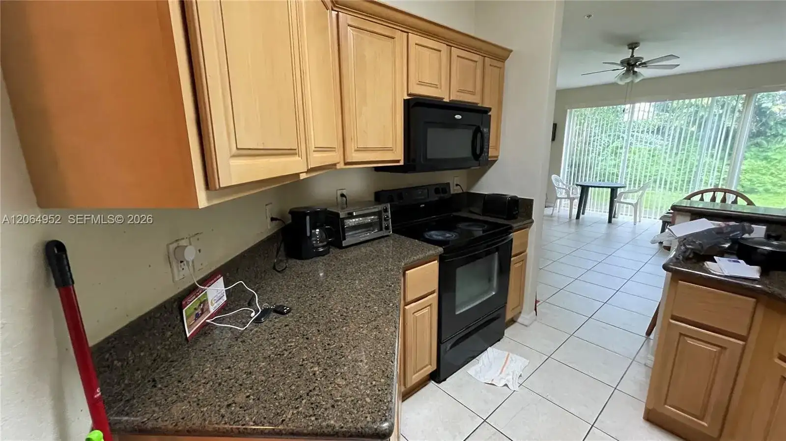 1015 Pipers Cay Dr, West Palm Beach FL 33415 photo 4