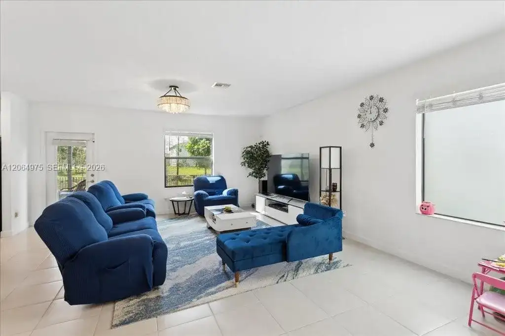 6018 Henderson Way # 1, West Palm Beach FL 33415 photo 2