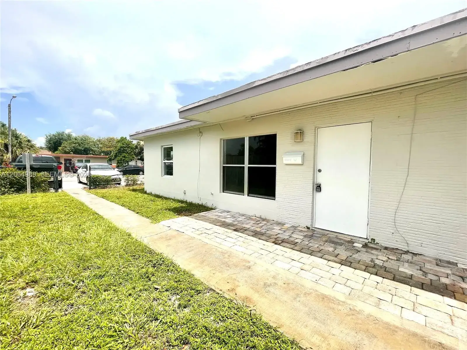 1004 SW 24th Ave, Fort Lauderdale FL 33312 photo 4