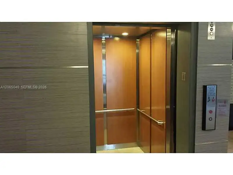 1605 Bay Rd # 403, Miami Beach FL 33139 photo 2
