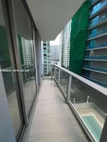 77 SE 5th St # 1704, Miami FL 33131 photo 2