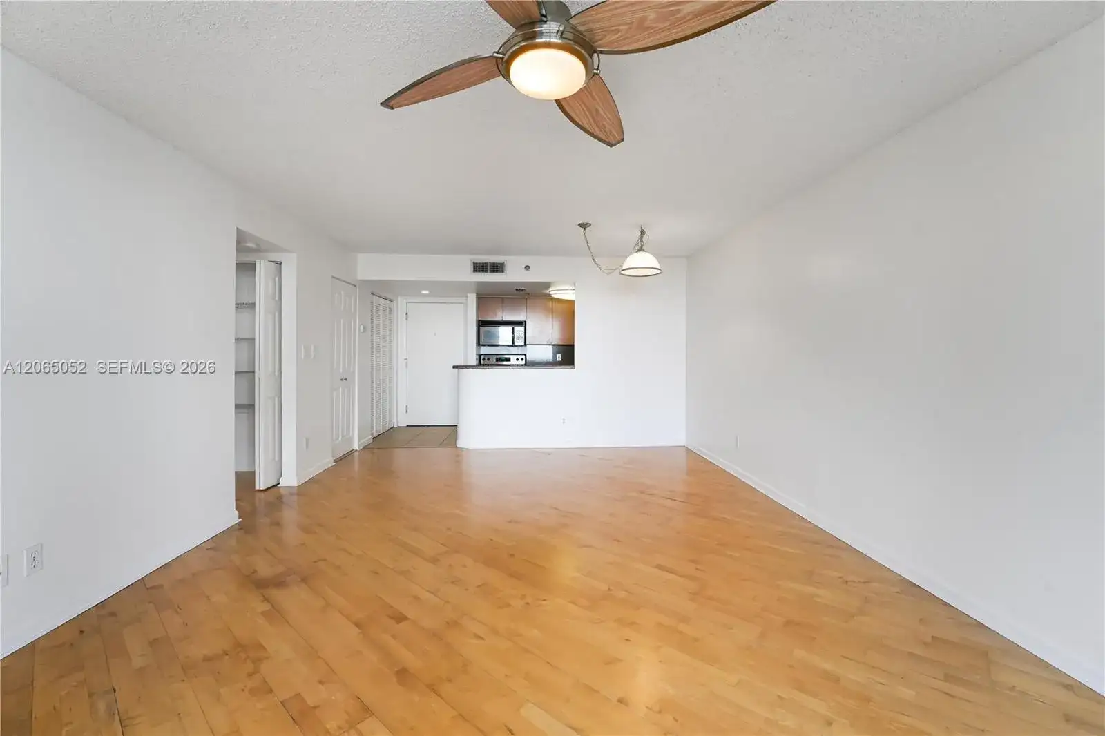 770 Claughton Island Dr # 808, Miami FL 33131 photo 5