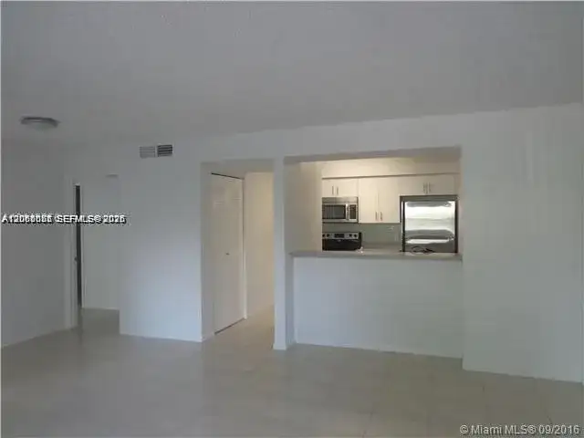 540 S Park Road # 9, Hollywood FL 33021 photo 4