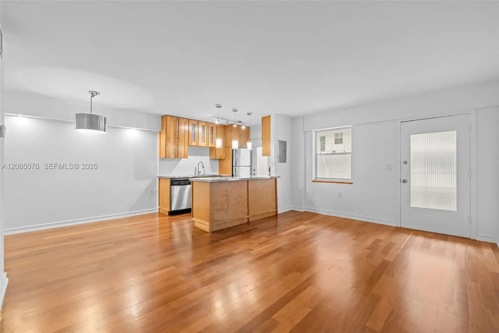1545 Euclid Ave # 3C, Miami Beach FL 33139 photo 3