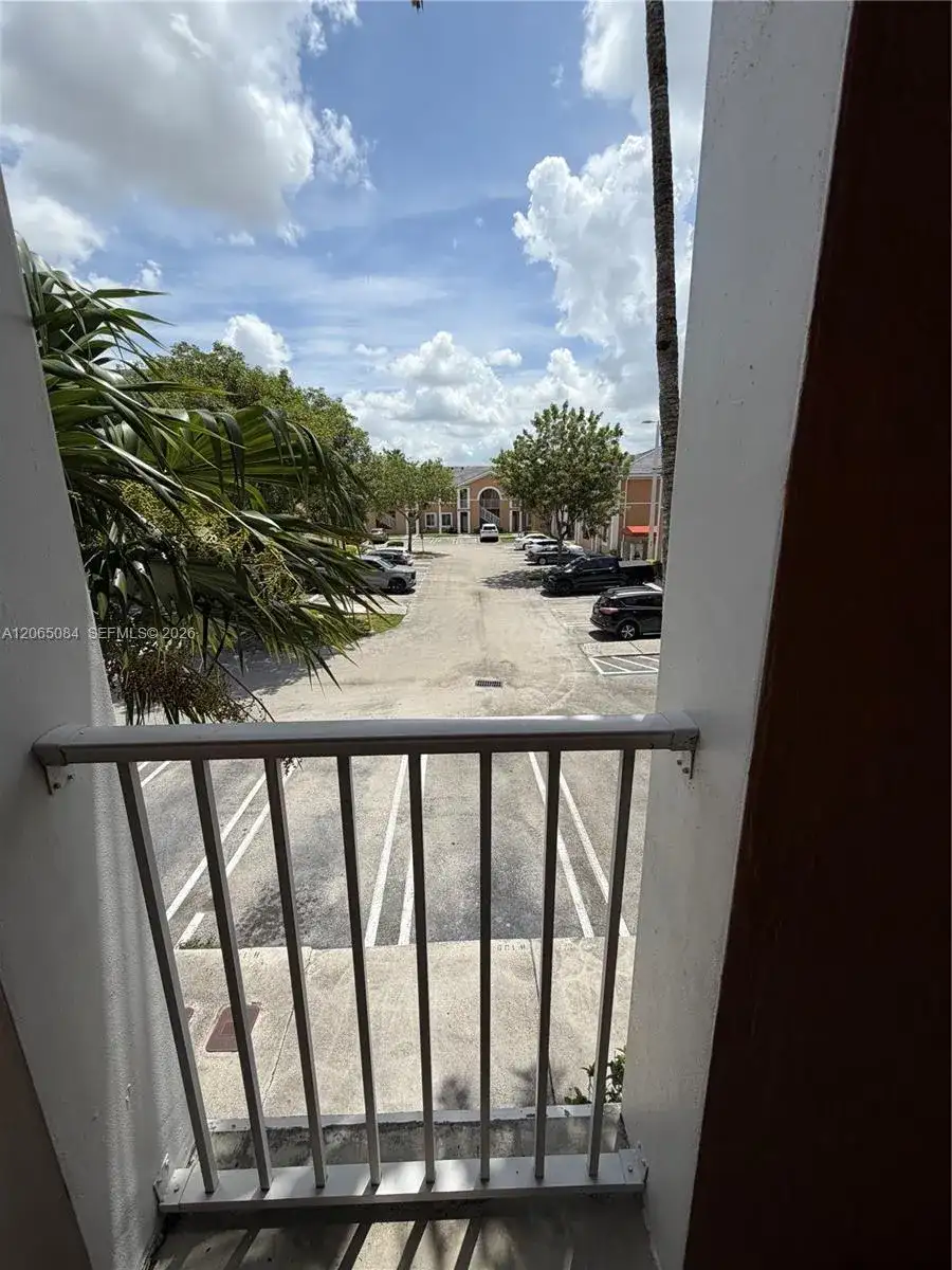 7130 NW 177th St # 8, Hialeah FL 33015 photo 4