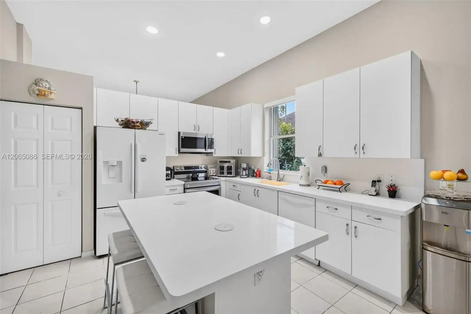 13356 NW 16th St, Pembroke Pines FL 33028 photo 5