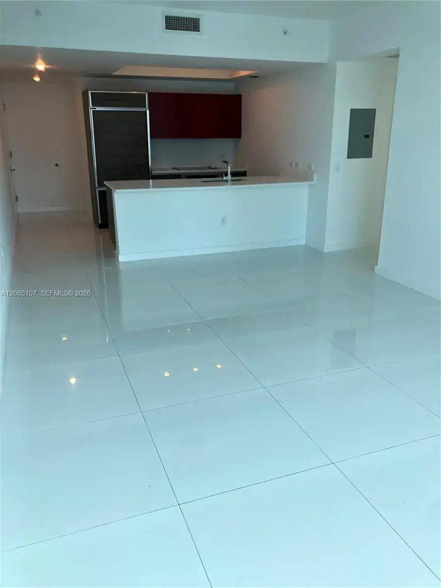 1100 S Miami Ave # 4007, Miami FL 33130 photo 3