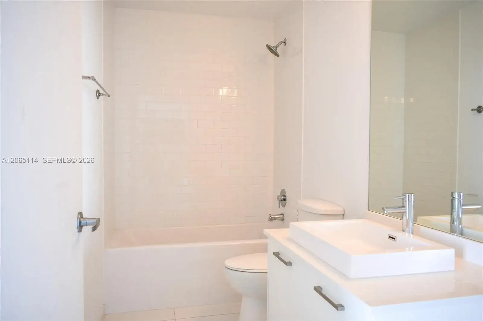 151 SE 1st St # 2808, Miami FL 33131 photo 5