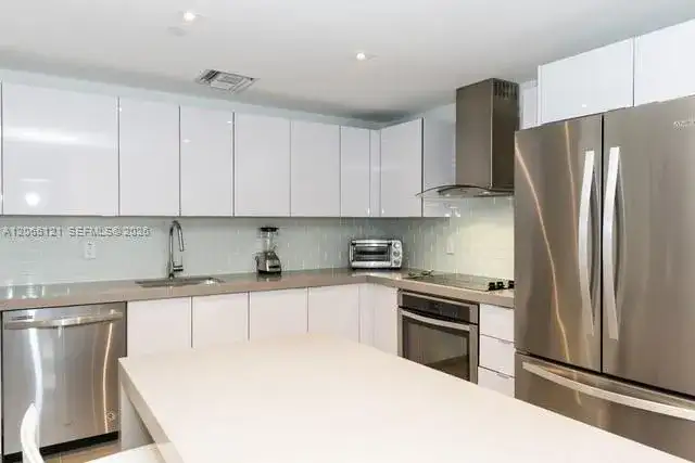 1600 NE 1st AVE # 1009, Miami FL 33132 photo 4