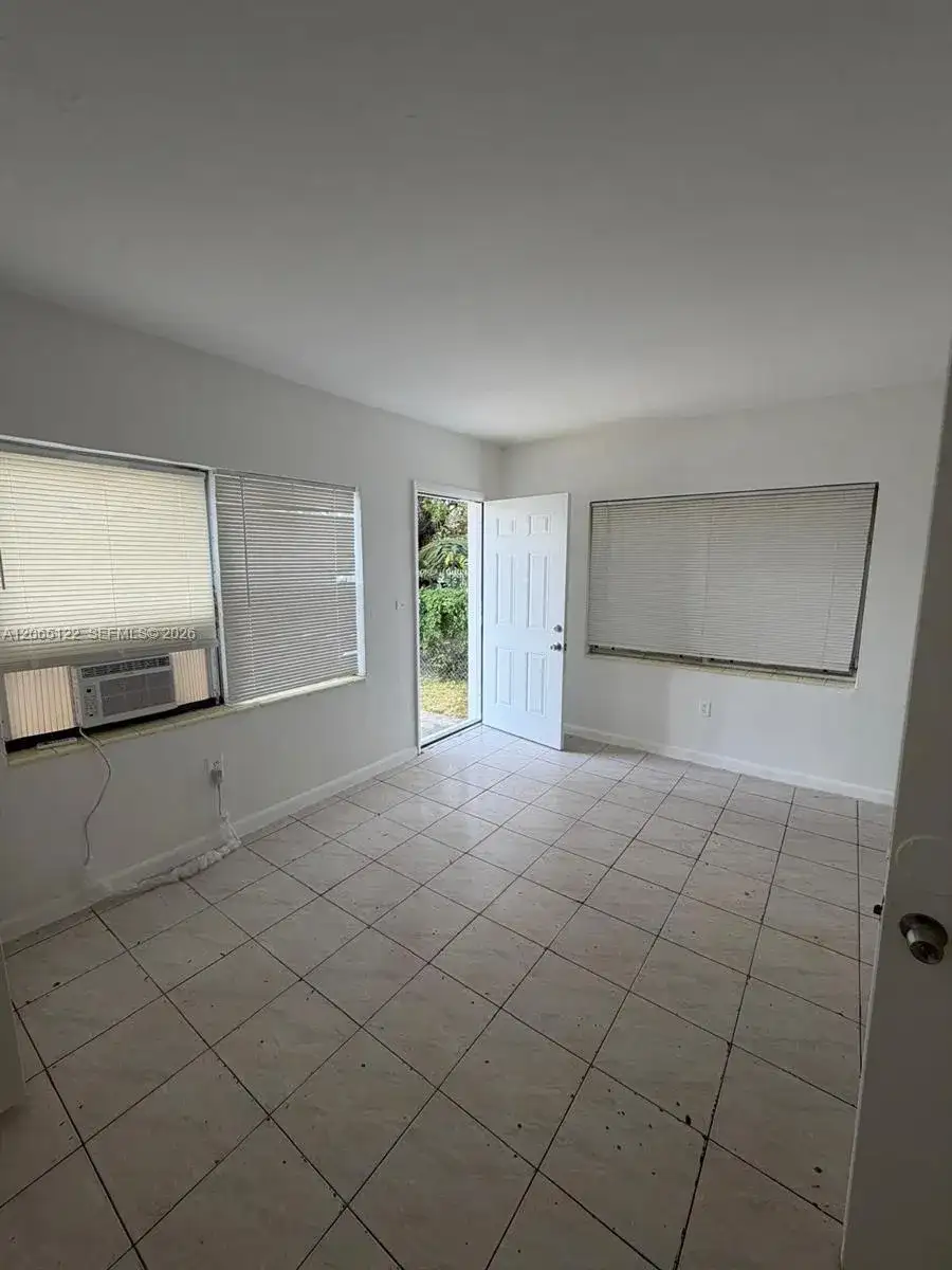 1861 NW 49th St, Miami FL 33142 photo 5