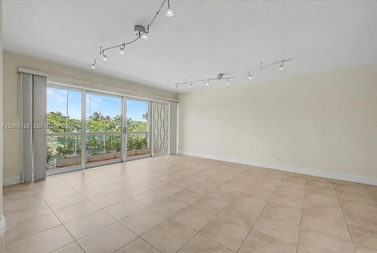 2451 Brickell Ave # 4F, Miami FL 33129 photo 3
