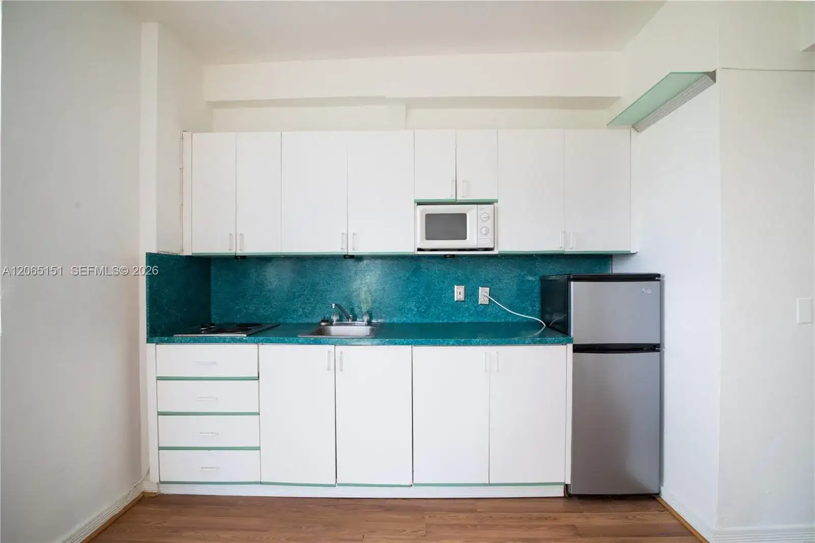 255 W 24th St # 436, Miami Beach FL 33140 photo 3