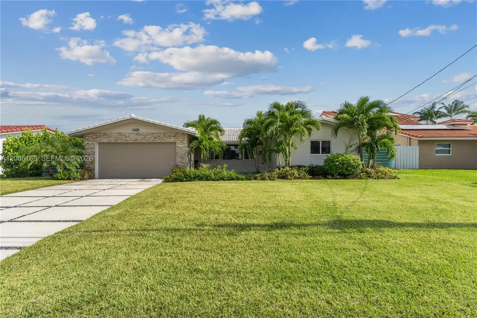 1424 NE 53rd Ct # 0, Fort Lauderdale FL 33334 photo 2