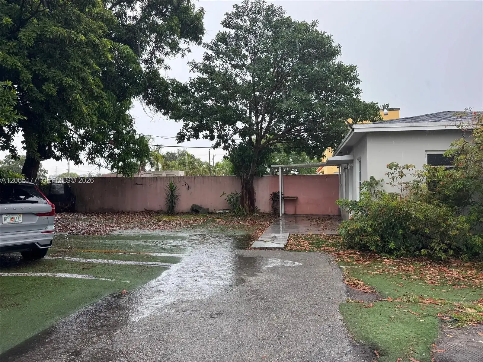 2380 NW Flagler Ter # R, Miami FL 33125 photo 2