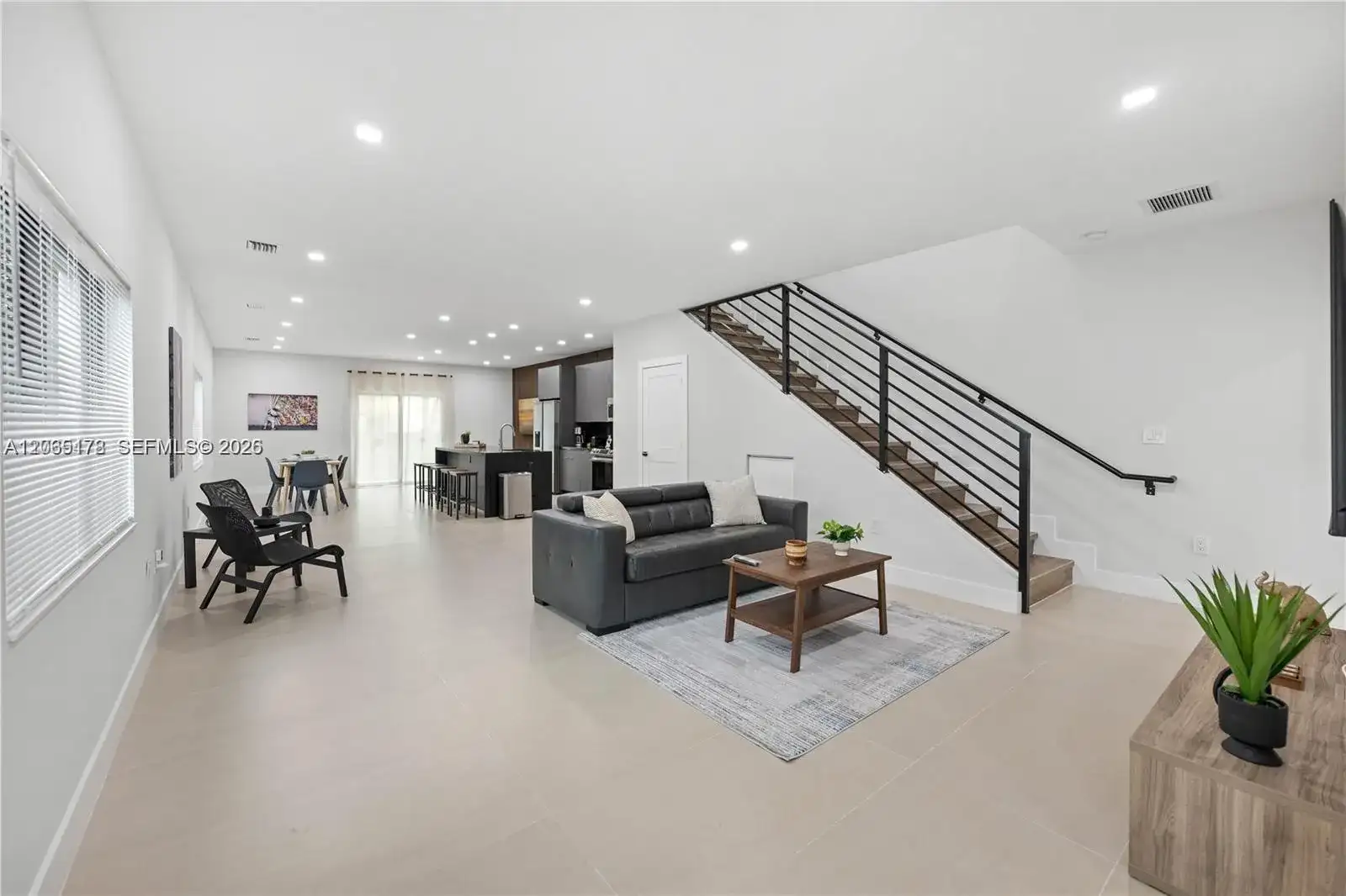1121 NW 25th St, Miami FL 33127 photo 2