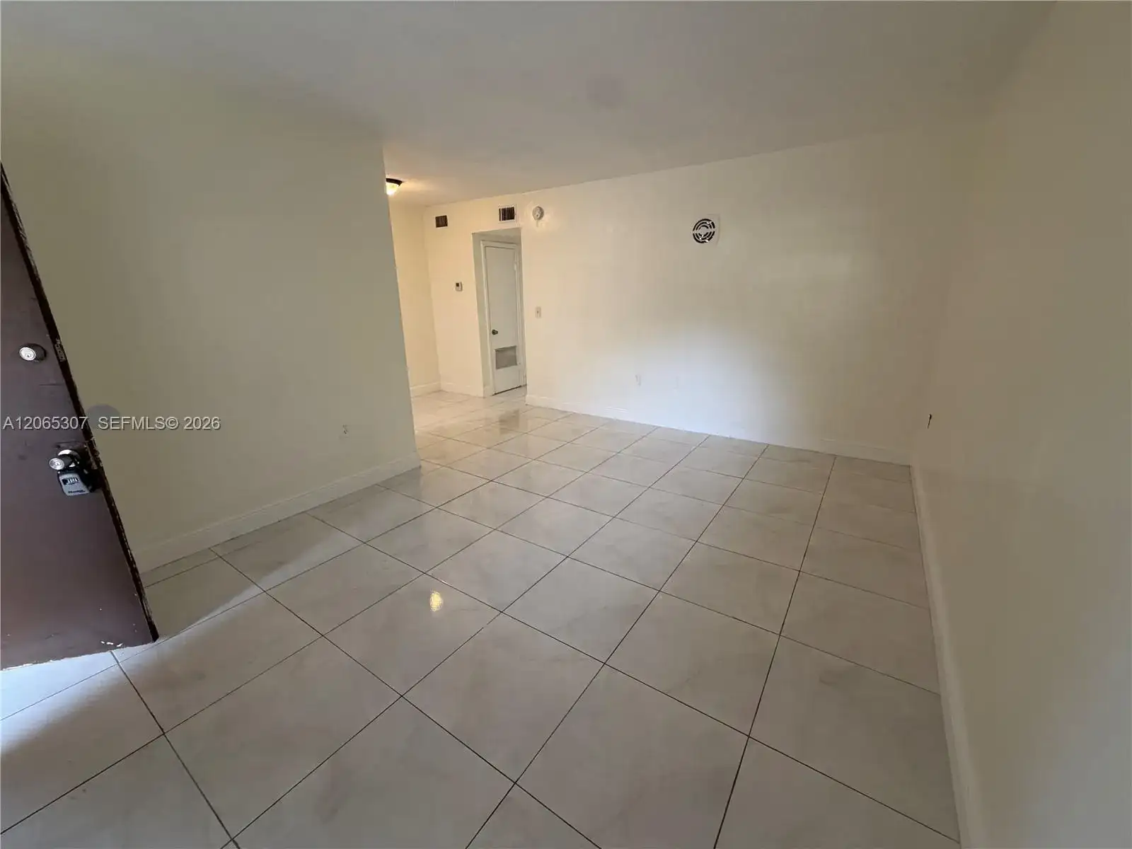 16150 NE 19th Ct # 2, North Miami Beach FL 33162 photo 2
