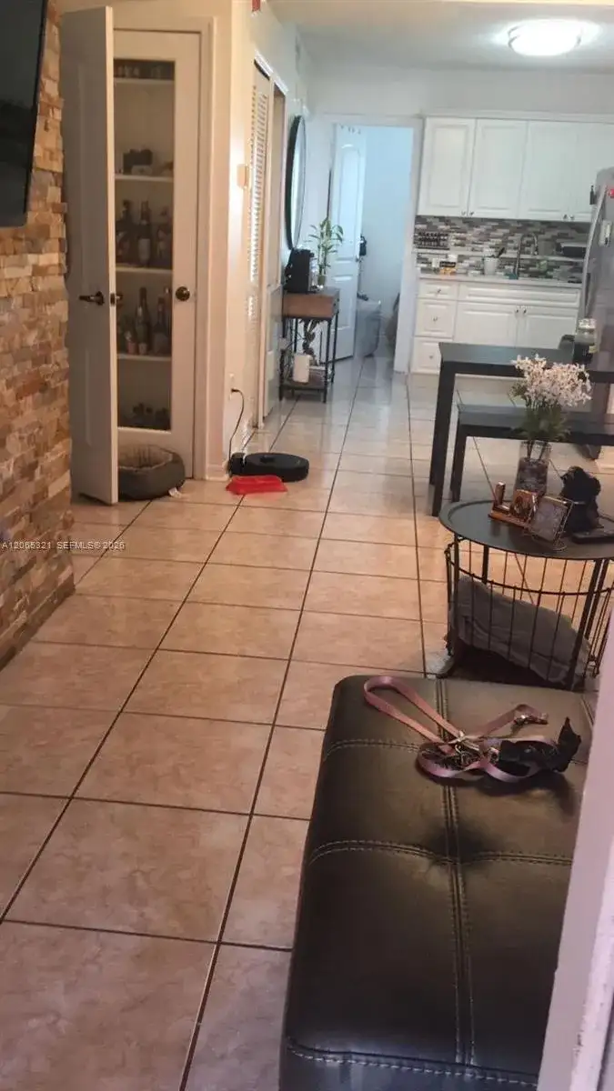 4689 NW 9th St # 109, Miami FL 33126 photo 3
