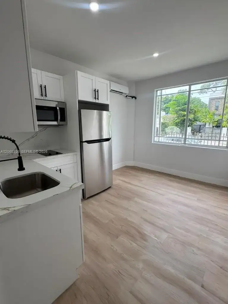 2425 SW 6th St # 1, Miami FL 33135 photo 2