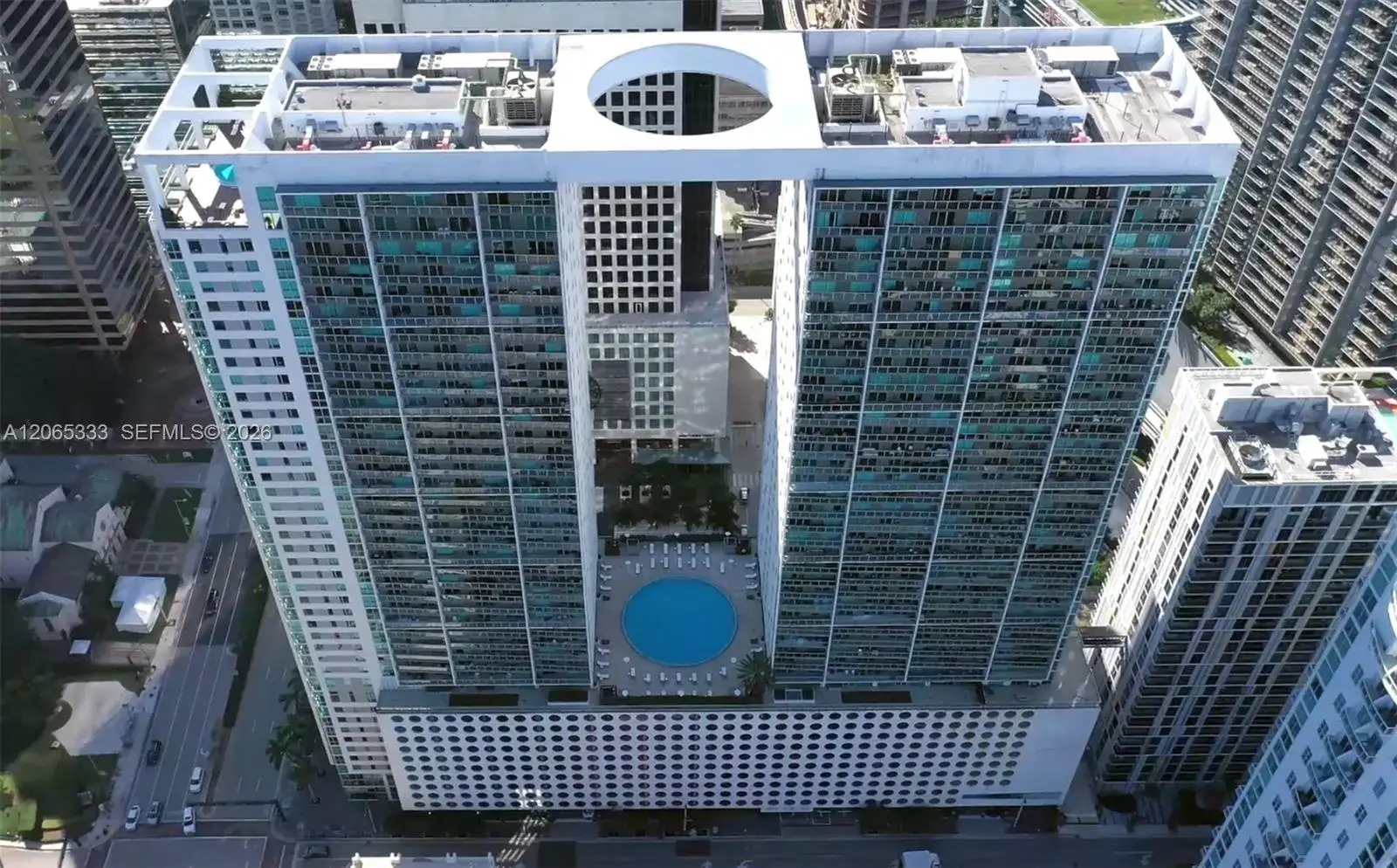 55 SE 6th St # 4305, Miami FL 33131 photo 4