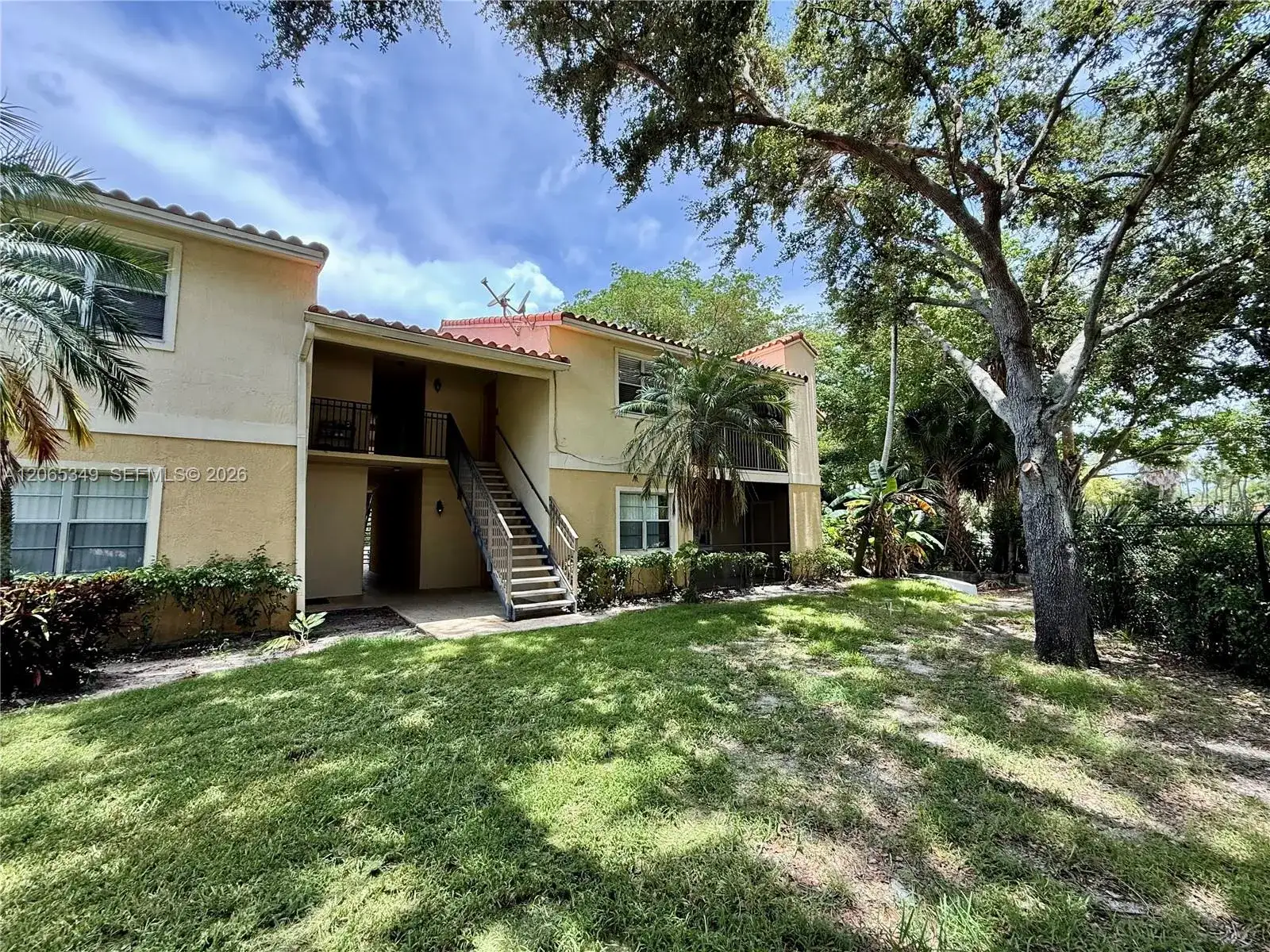 1237 SW 46th Ave # 803, Pompano Beach FL 33069 photo 2