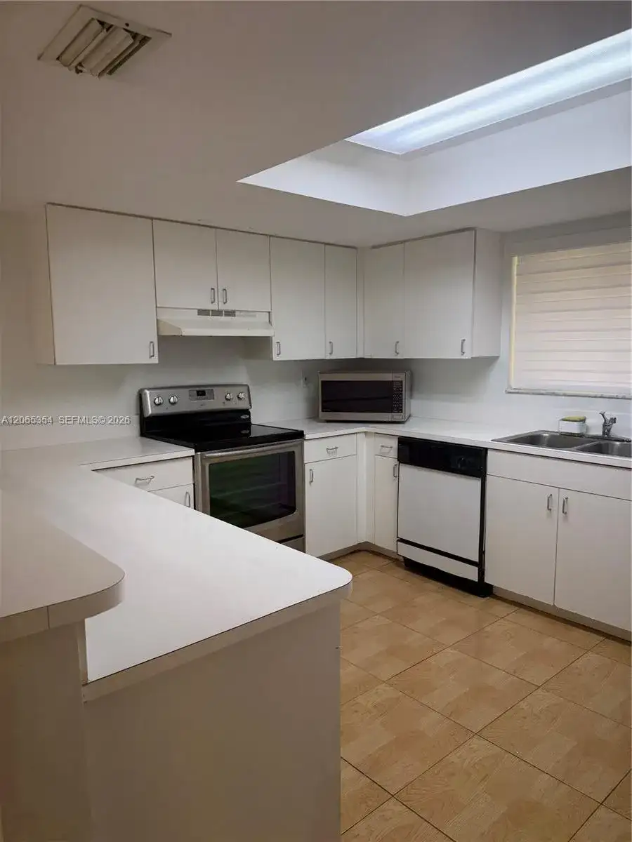 14911 SW 80th St # 111, Miami FL 33193 photo 3