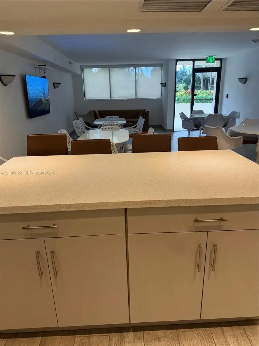 170 Ocean Lane Dr # 909, Key Biscayne FL 33149 photo 3