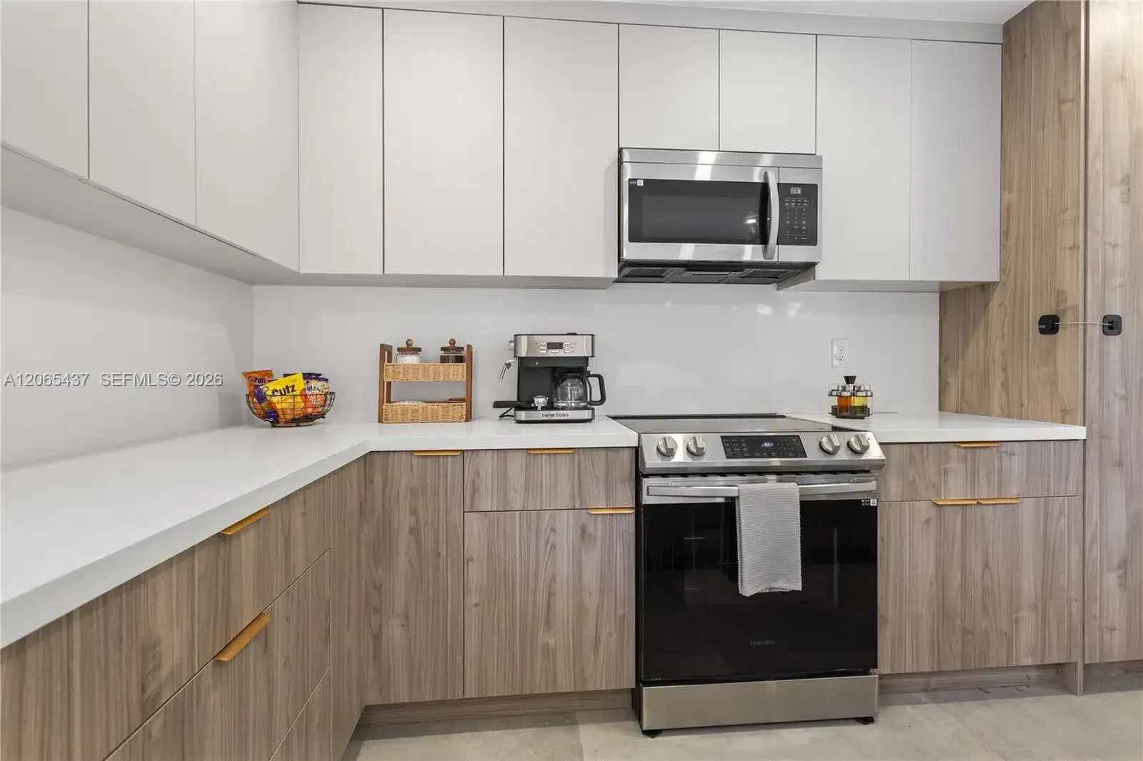 1042 NW 13th St, Fort Lauderdale FL 33311 photo 3