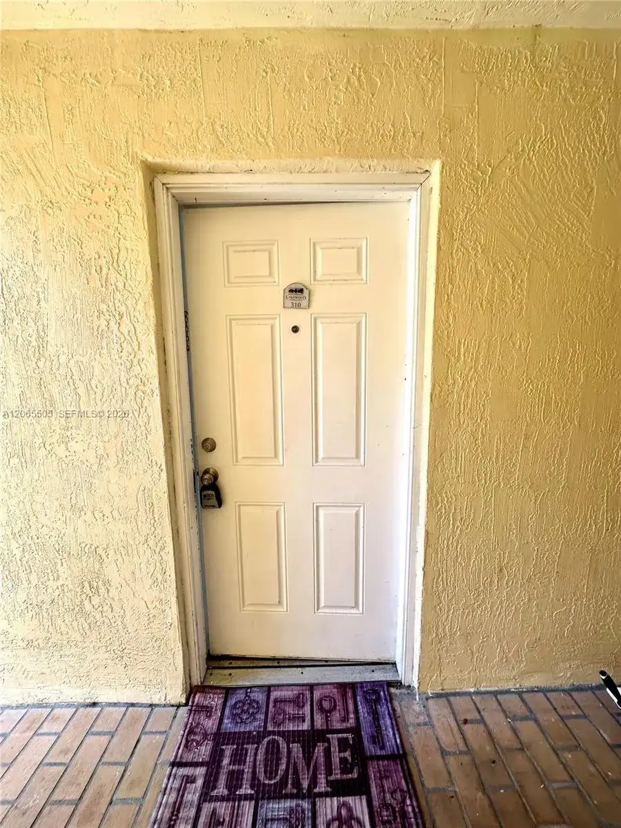 3630 N 56th Ave # 310, Hollywood FL 33021 photo 2