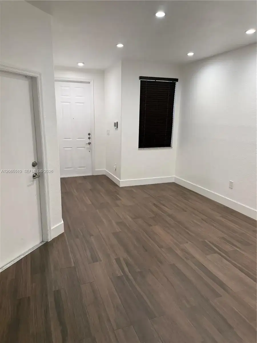 15069 SW 9th Way # 0, Miami FL 33194 photo 3