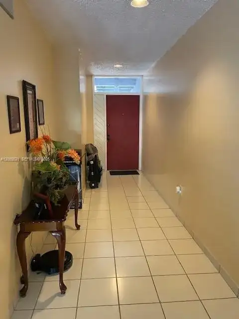 6364 Milk Wagon Ln, Miami Lakes FL 33014 photo 2