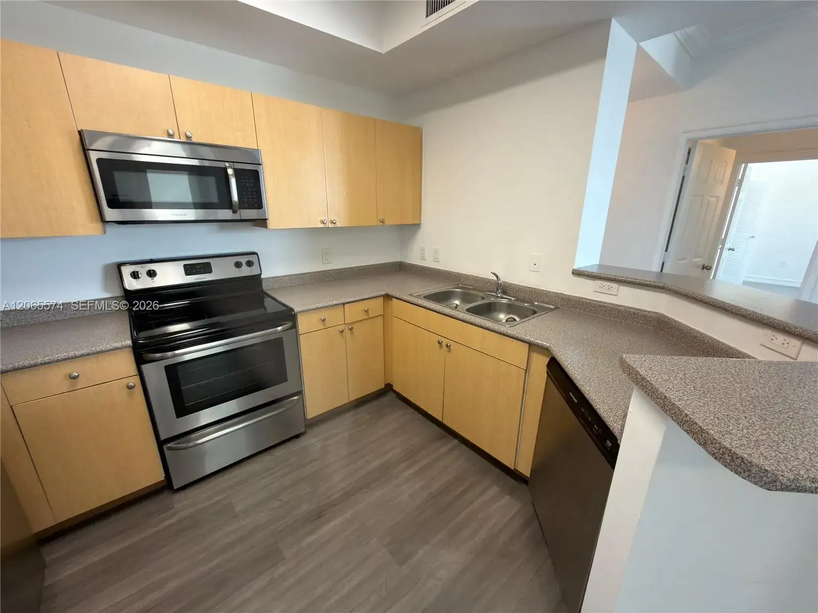 1919 Van Buren St # 818A, Hollywood FL 33020 photo 4