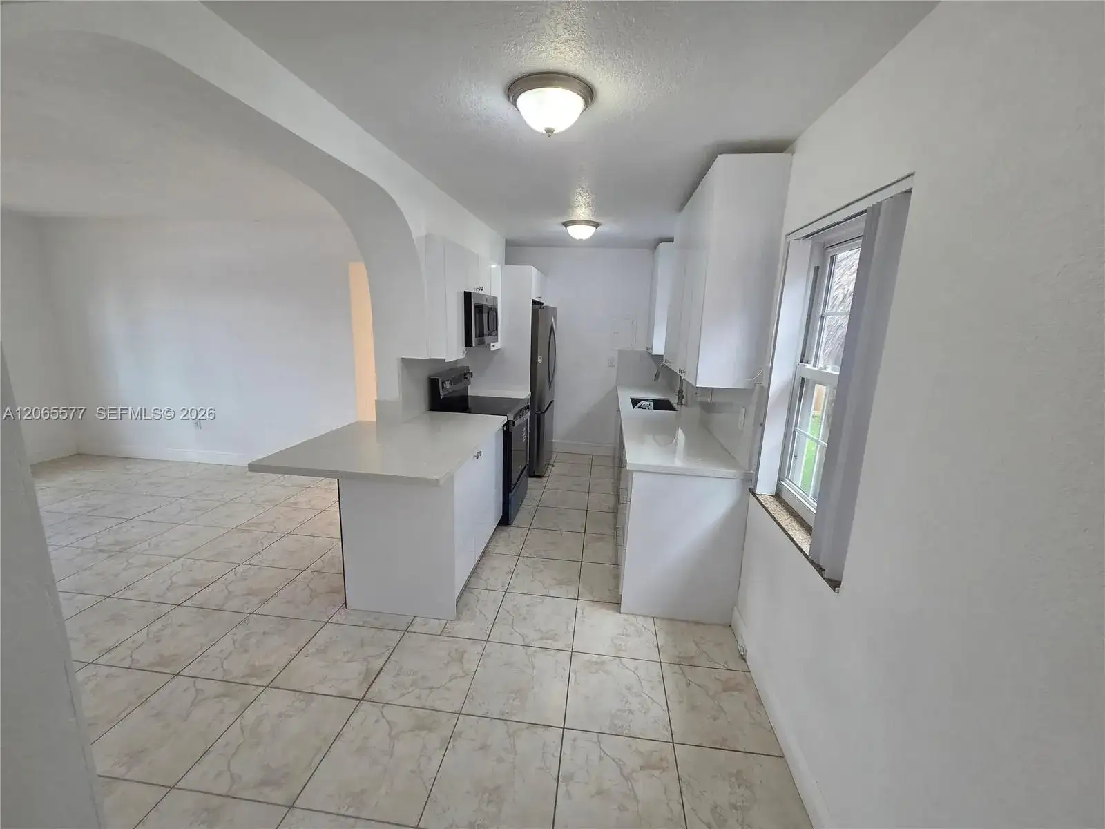 10500 SW 30th St, Miami FL 33165 photo 4