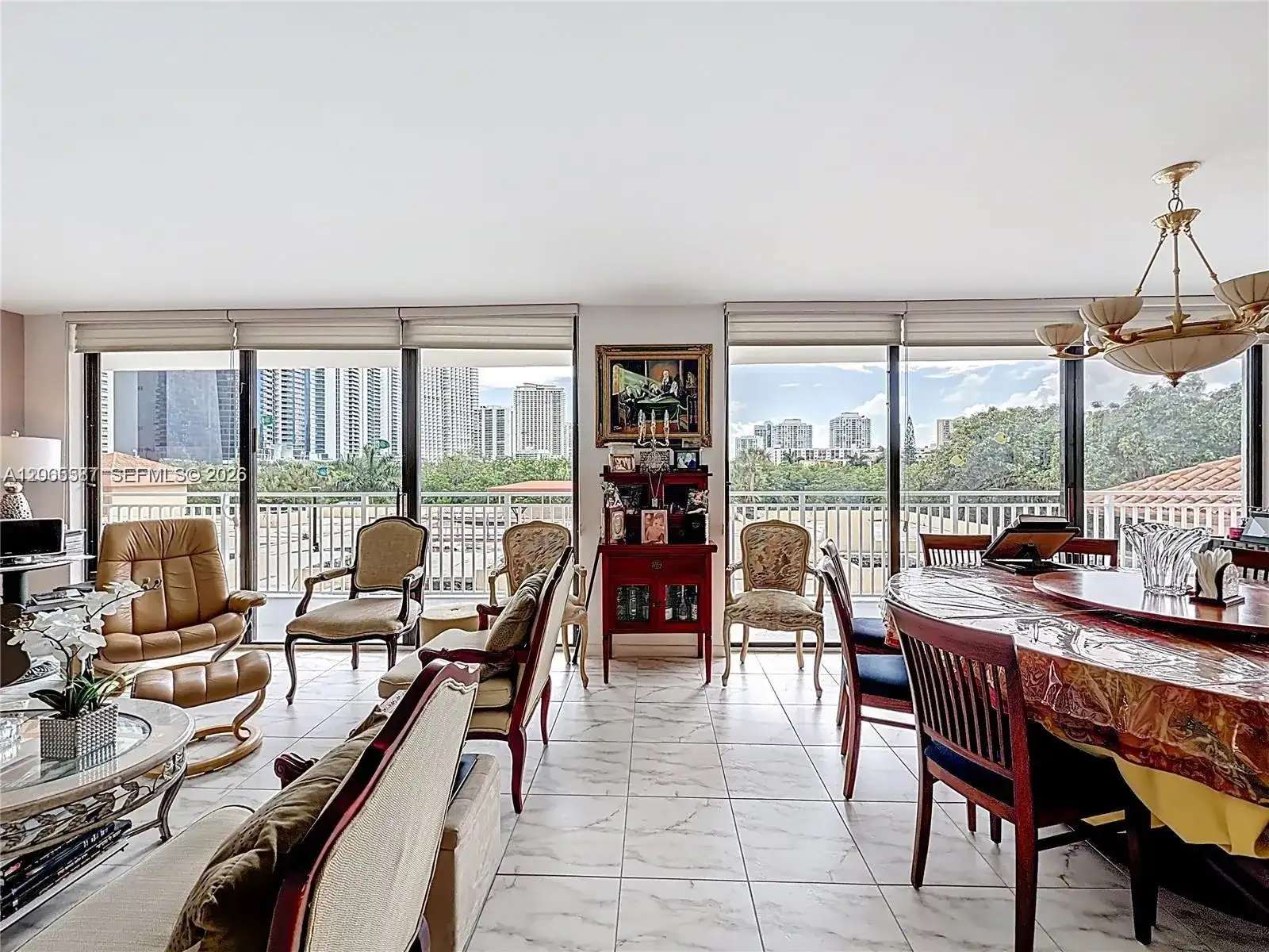 210 174th St # 409, Sunny Isles Beach FL 33160 photo 4