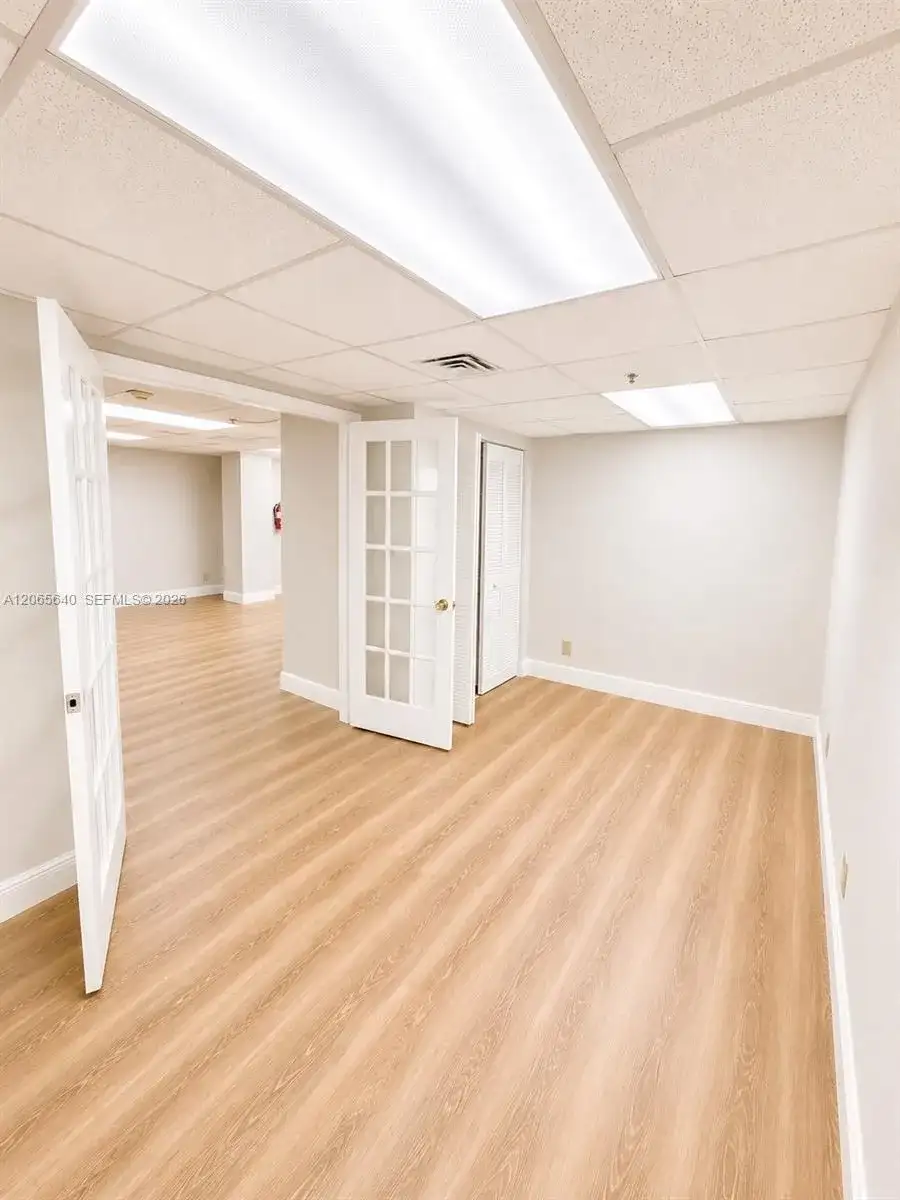 825 Brickell Bay Dr # 1751, Miami FL 33131 photo 5