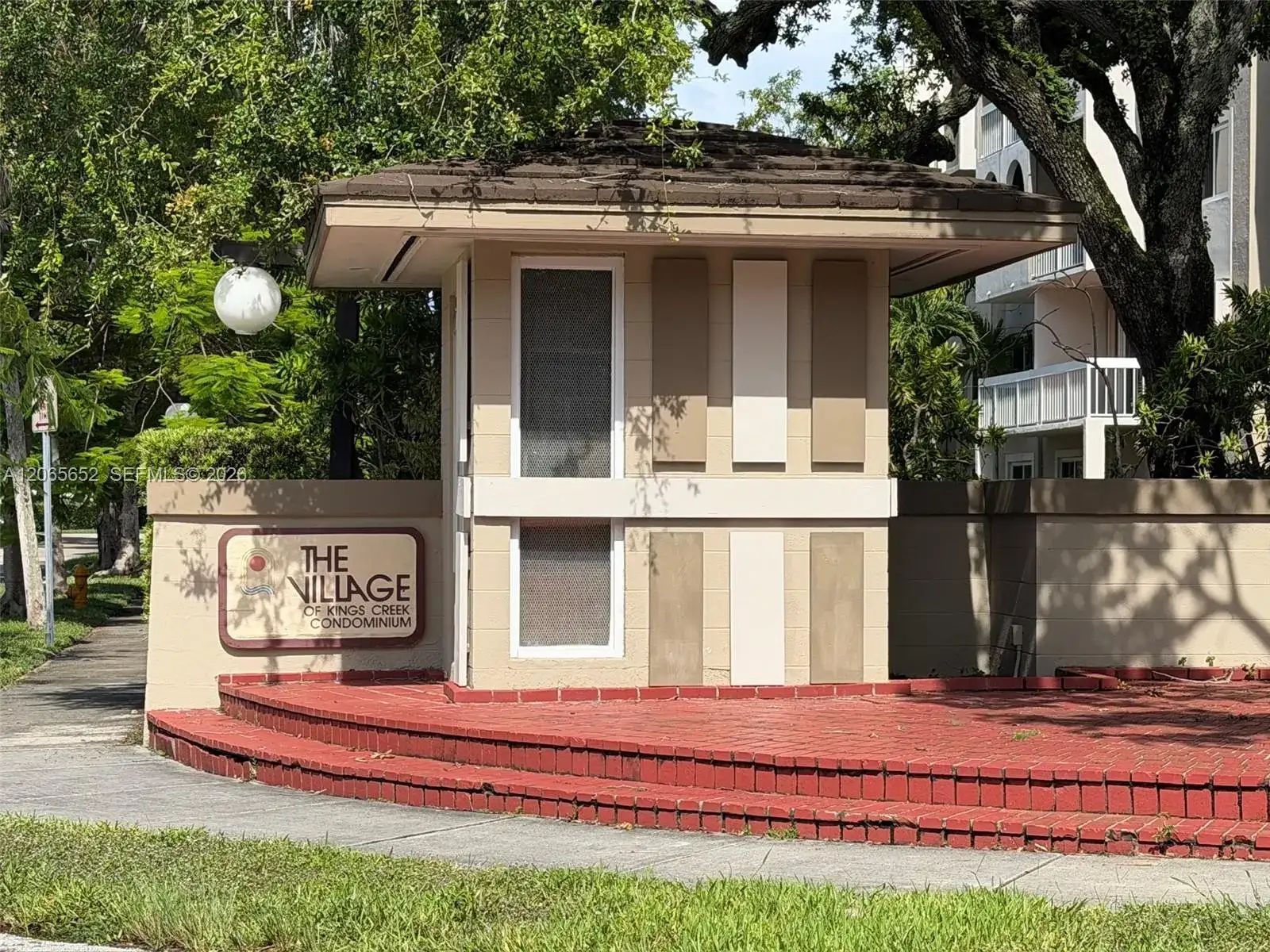7850 Camino Real # 401, Miami FL 33143 photo 2