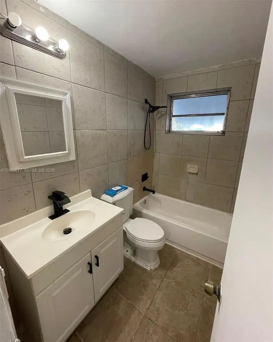 120 NE 185th Ter # 120, Miami FL 33179 photo 3