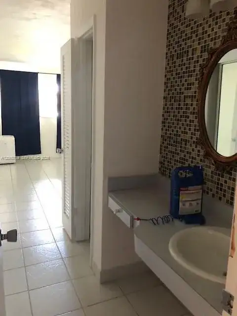 1530 NE 191st St # 240, Miami FL 33179 photo 5