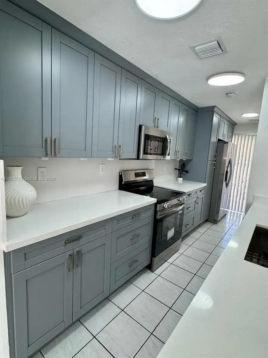 832 NW 81st Way # 9, Plantation FL 33324 photo 4