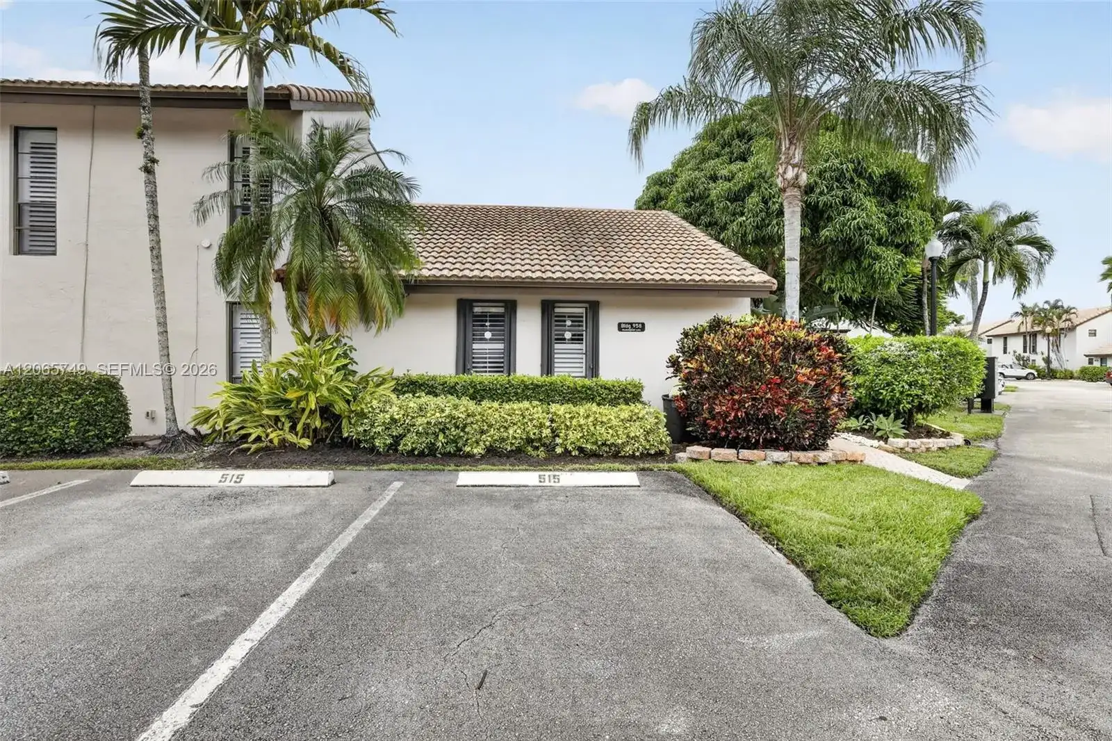 958 Mockingbird Ln # 515, Plantation FL 33324 photo 2