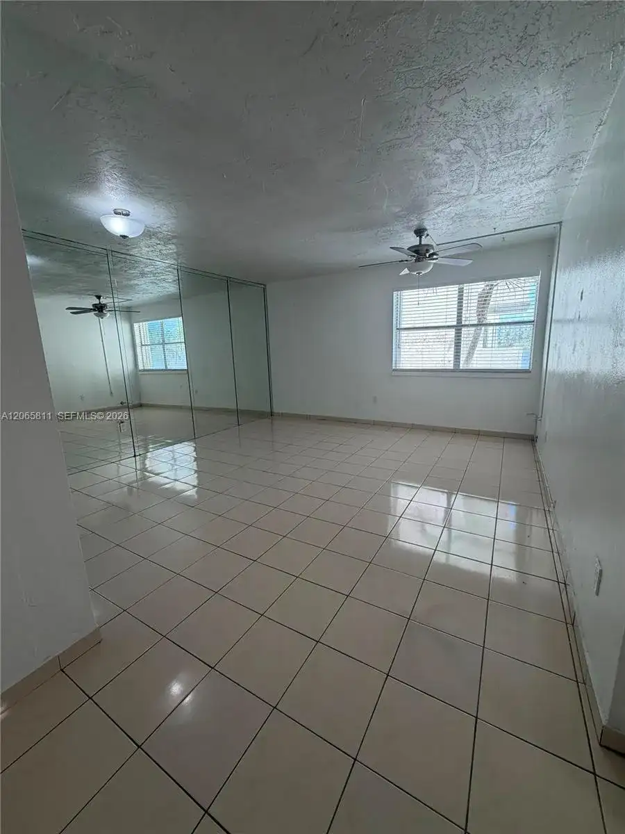 5501 NW 7th St # E204, Miami FL 33126 photo 5