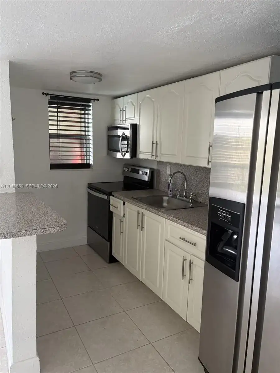 3901 SW 112th Ave # 40, Miami FL 33165 photo 2