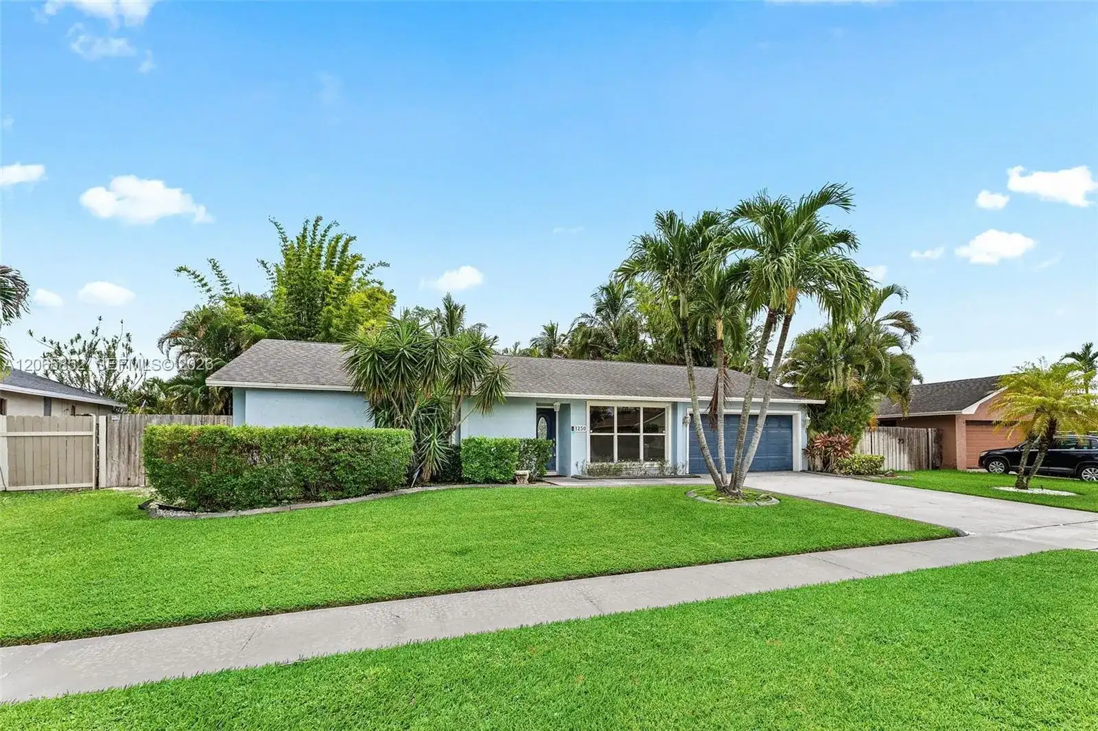 1250 Belmore Ter, Wellington FL 33414 photo 2